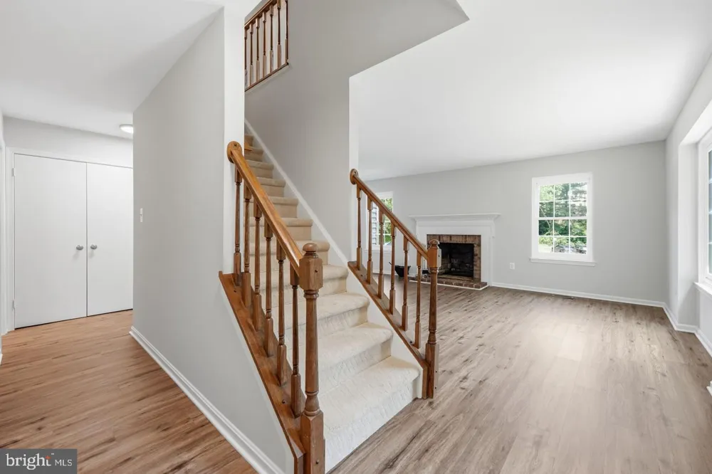 8627 PIN OAK DRIVE Springfield, VA 22153