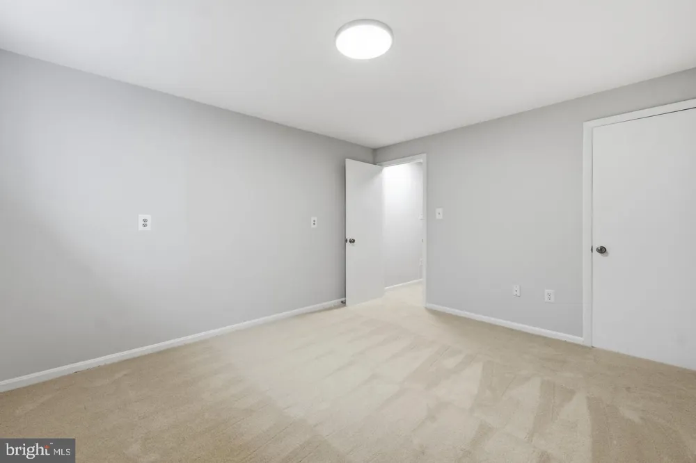 8627 PIN OAK DRIVE Springfield, VA 22153