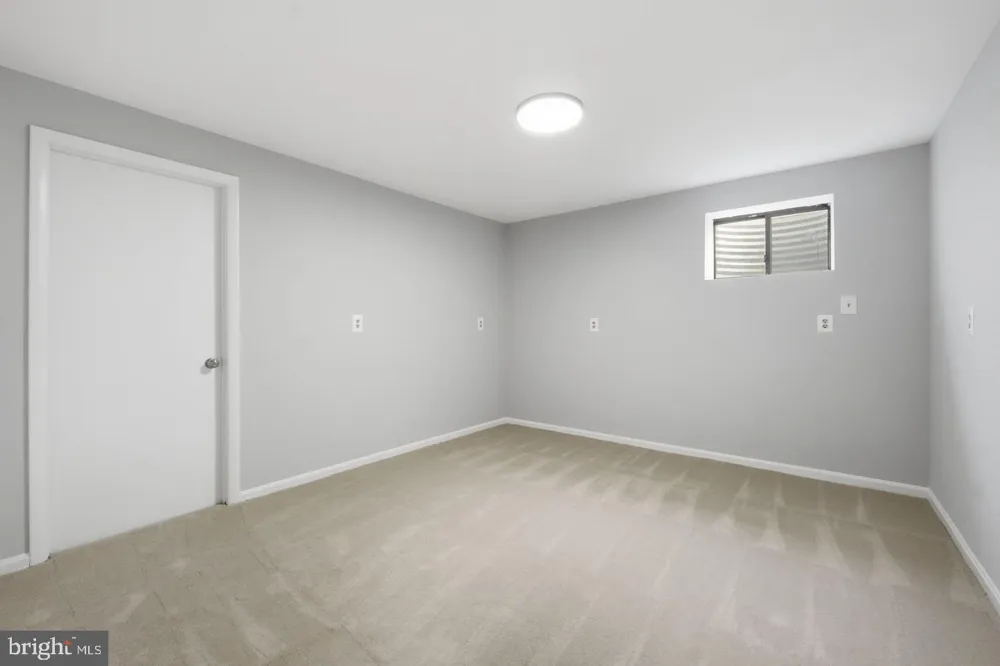8627 PIN OAK DRIVE Springfield, VA 22153