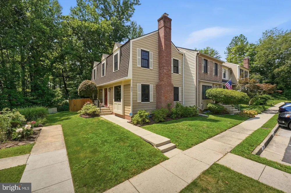 8627 PIN OAK DRIVE Springfield, VA 22153