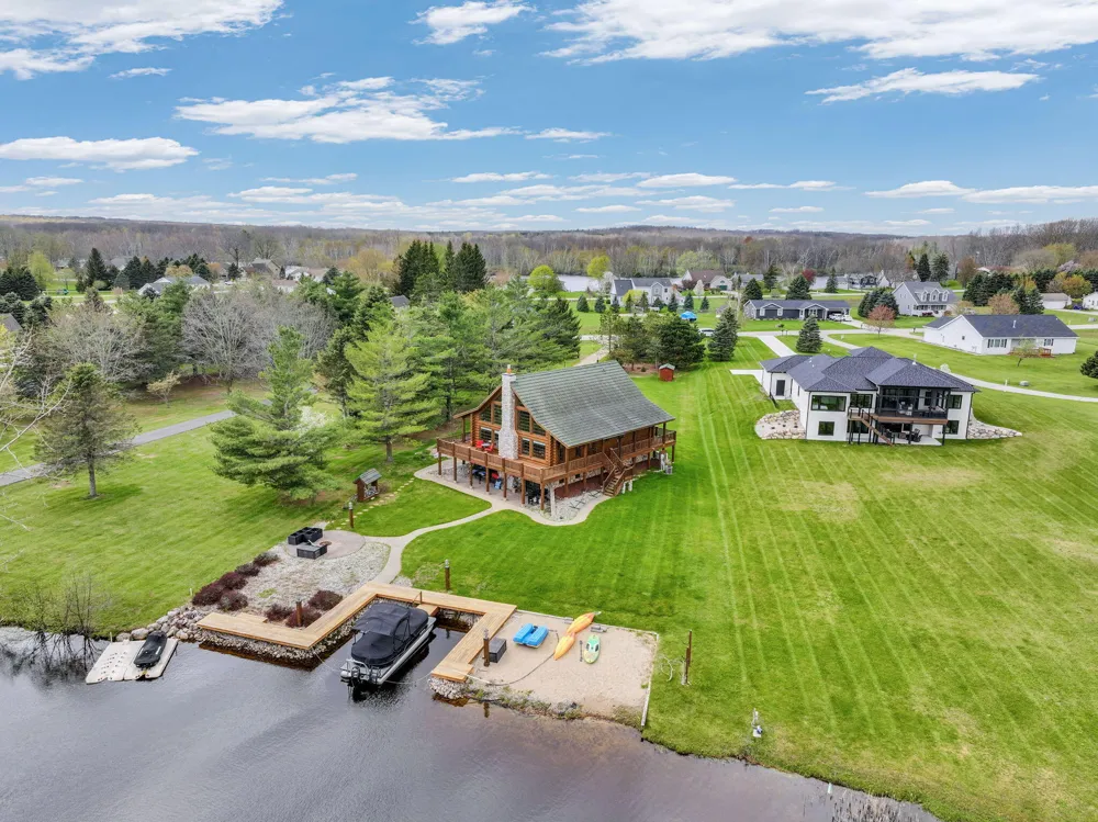 1085 S Bundy Drive Lake Isabella, MI 48893