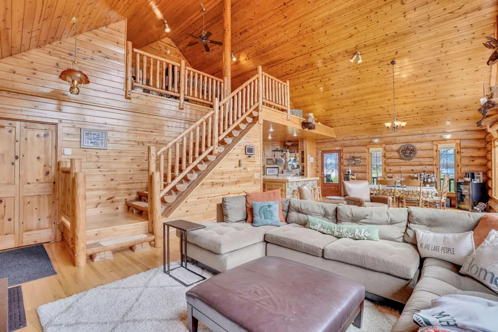 1085 S Bundy Drive Lake Isabella, MI 48893