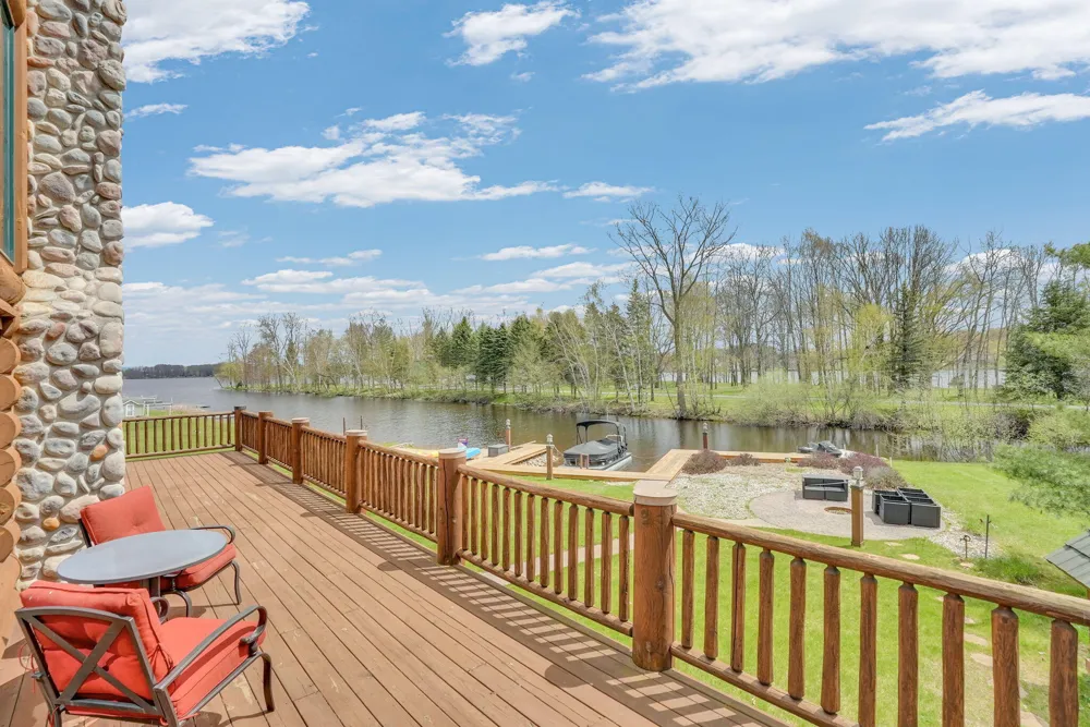 1085 S Bundy Drive Lake Isabella, MI 48893