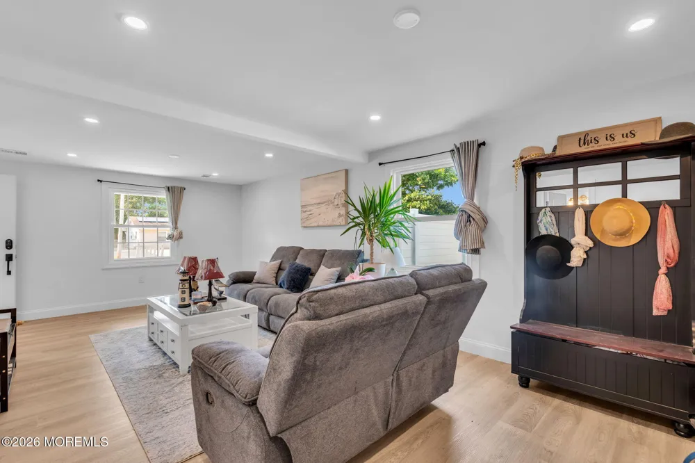 409 Predmore Avenue Lanoka Harbor, NJ 08734