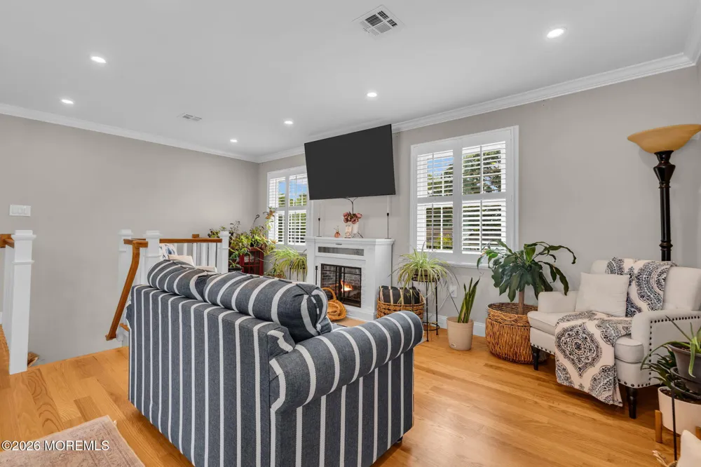 409 Predmore Avenue Lanoka Harbor, NJ 08734
