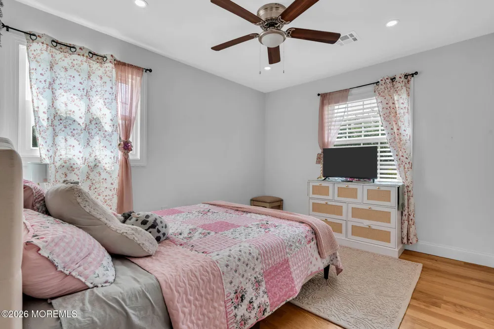 409 Predmore Avenue Lanoka Harbor, NJ 08734