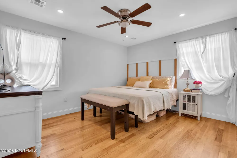 409 Predmore Avenue Lanoka Harbor, NJ 08734