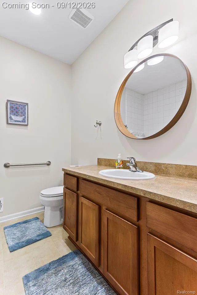 22274 Abbey Lane Dearborn City, MI 48124