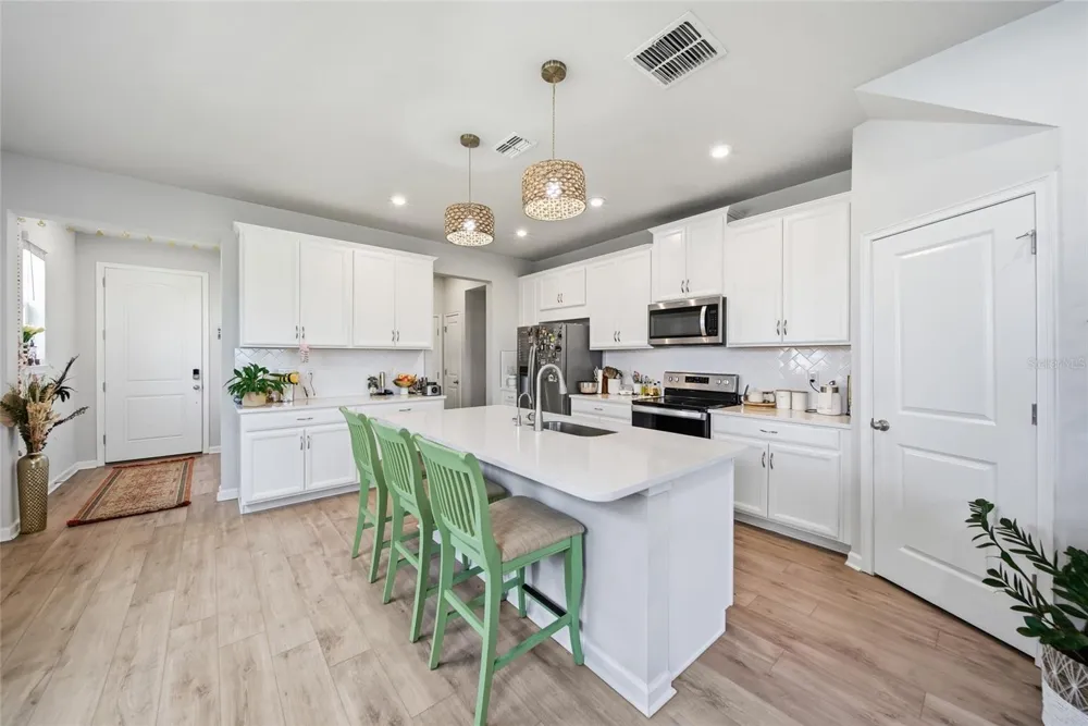 2361 SUMMERLIT STREET Lutz, FL 33558
