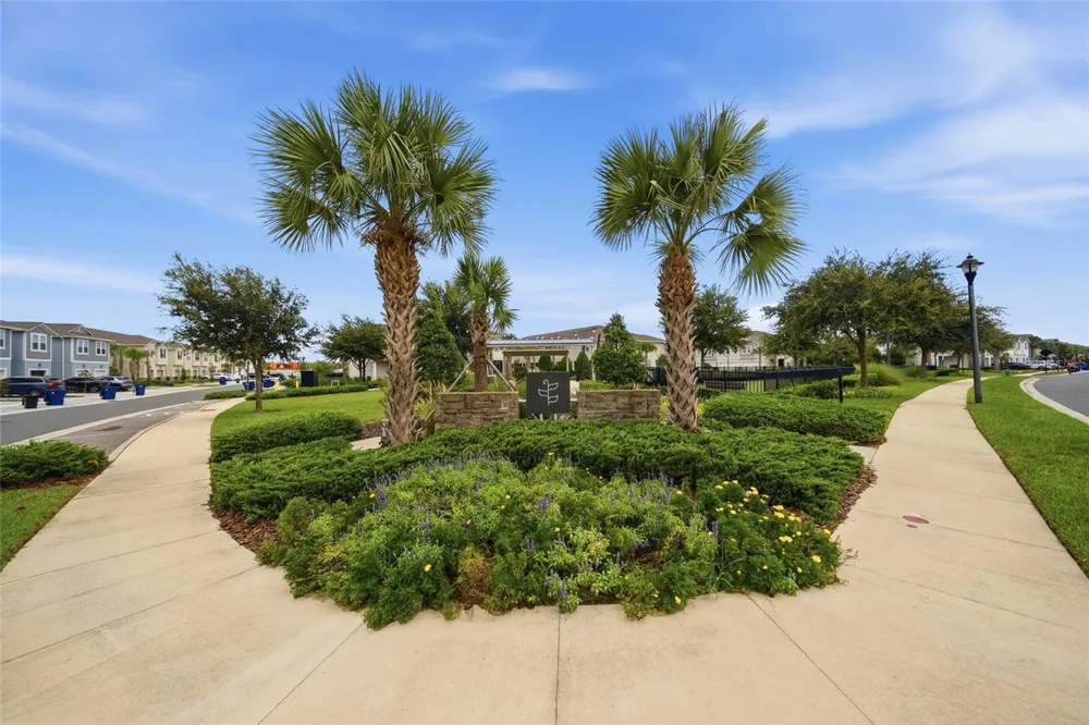 2361 SUMMERLIT STREET Lutz, FL 33558