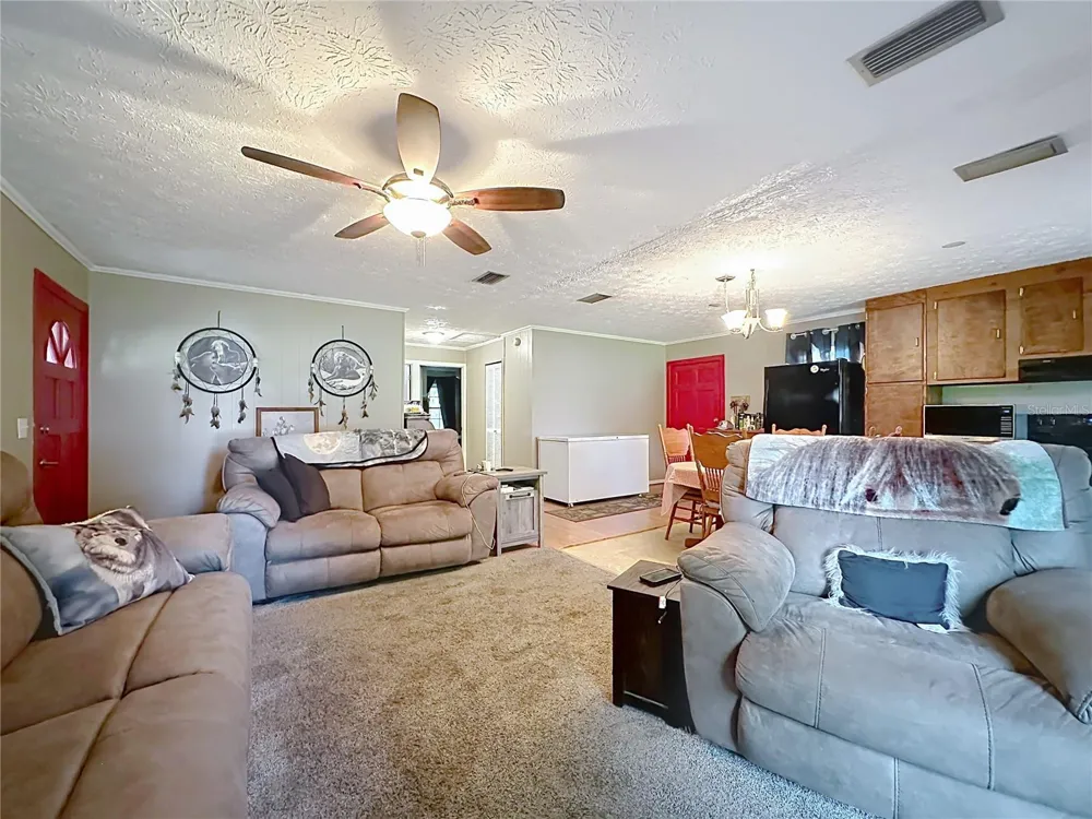 27080 IOWA STREET Hilliard, FL 32046