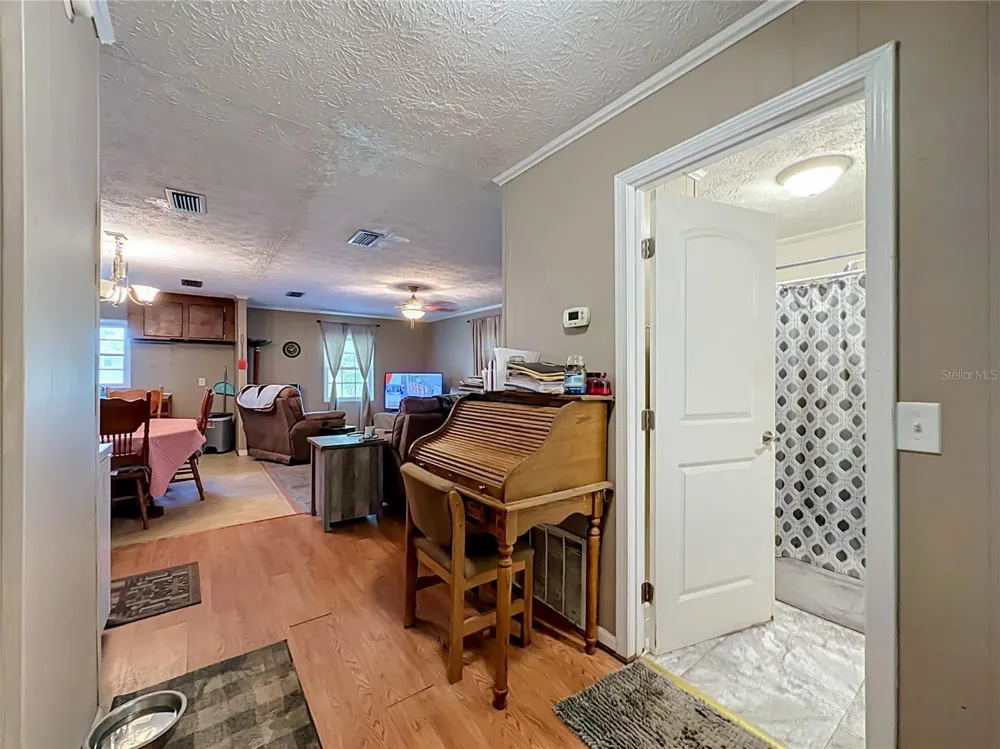 27080 IOWA STREET Hilliard, FL 32046