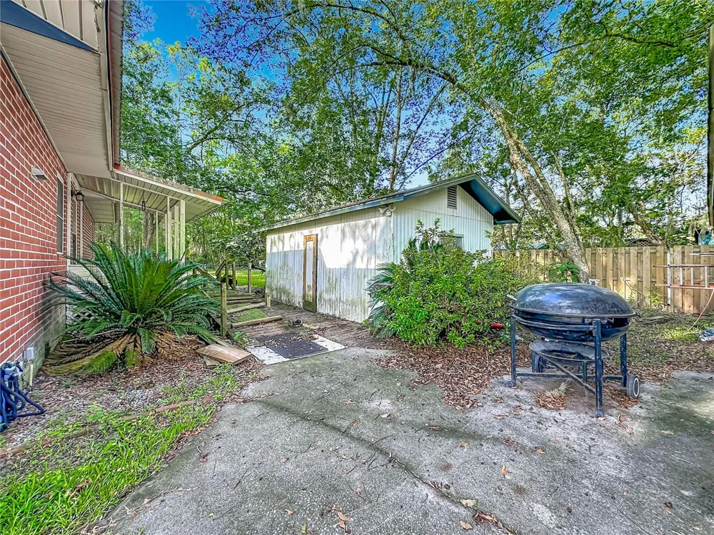27080 IOWA STREET Hilliard, FL 32046