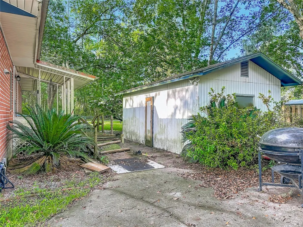 27080 IOWA STREET Hilliard, FL 32046
