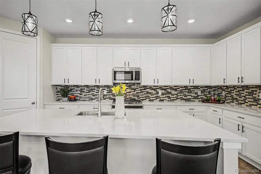 15375 Willow Street Thornton, CO 80602