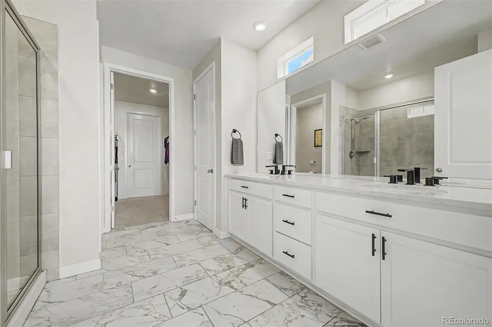 15375 Willow Street Thornton, CO 80602