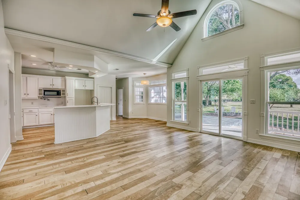 3150 Spanish Oaks Drive Brenham, TX 77833
