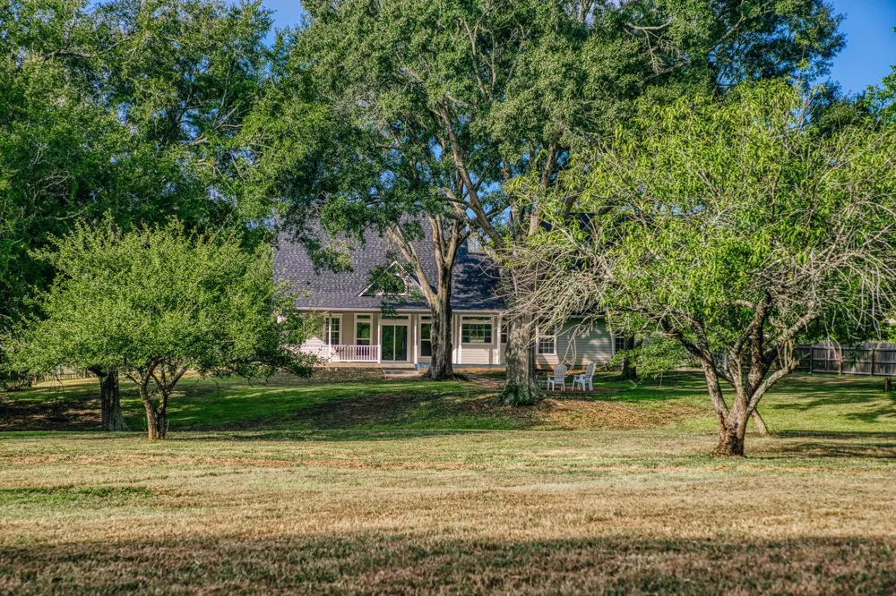 3150 Spanish Oaks Drive Brenham, TX 77833