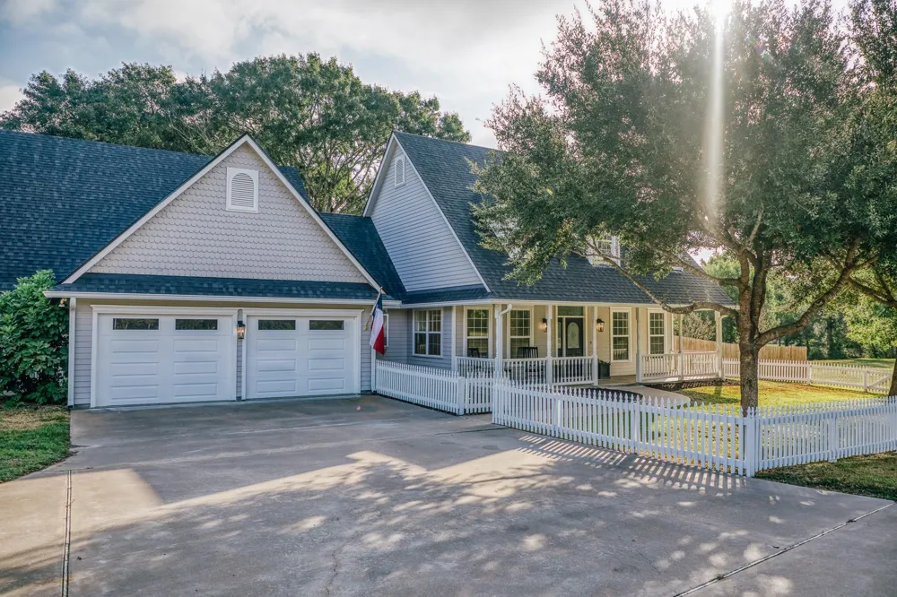 3150 Spanish Oaks Drive Brenham, TX 77833