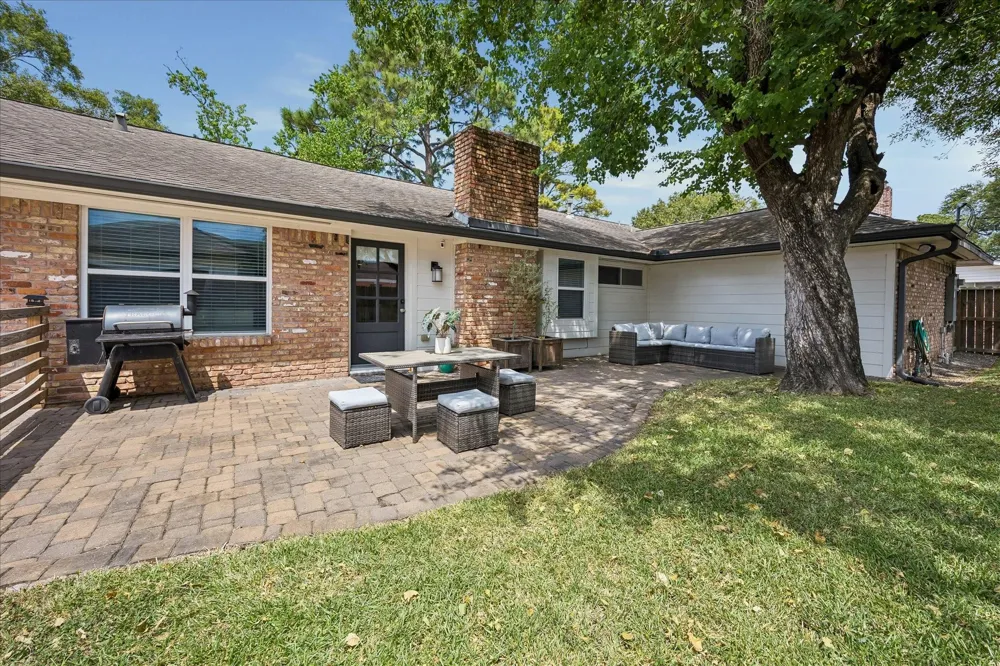 5819 Cheena Drive Houston, TX 77096
