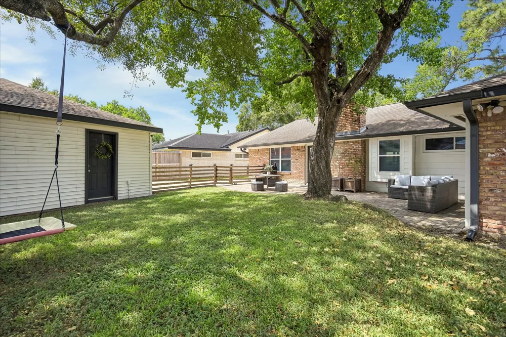 5819 Cheena Drive Houston, TX 77096