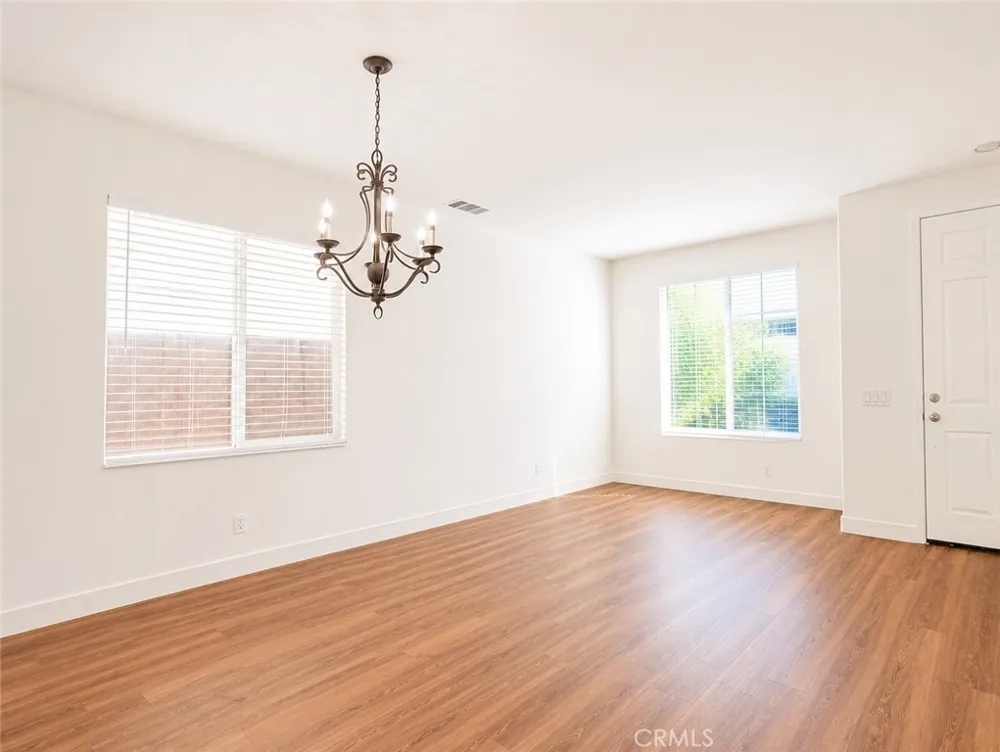22 Dallas Buena Park, CA 90621
