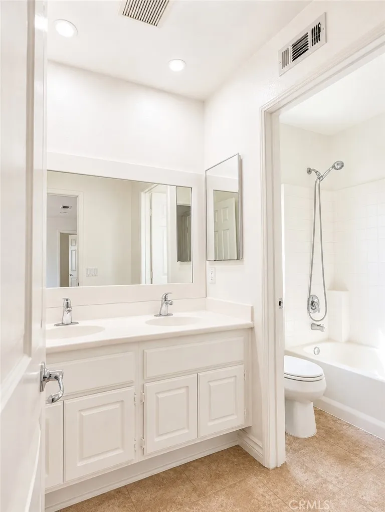 22 Dallas Buena Park, CA 90621