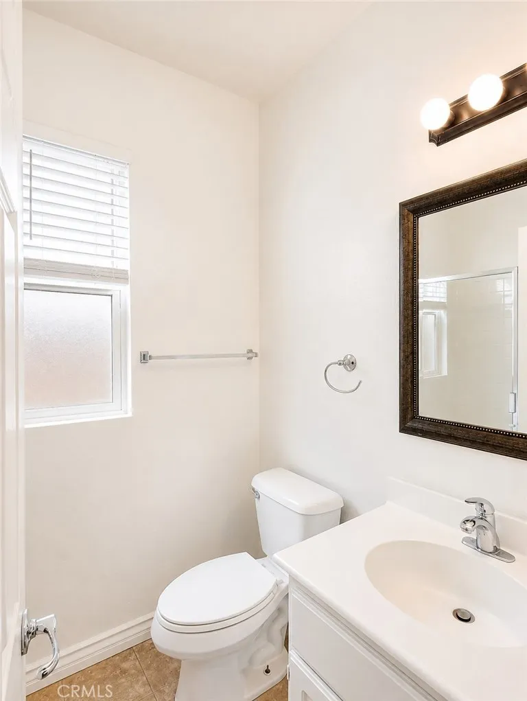 22 Dallas Buena Park, CA 90621