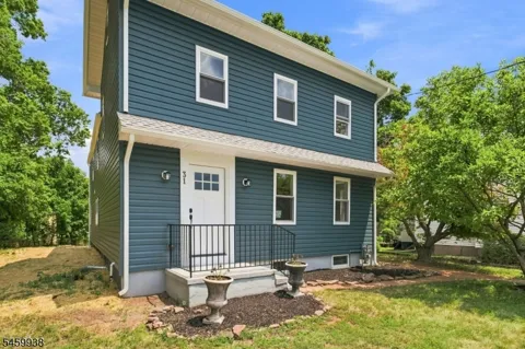 31 N Main St
