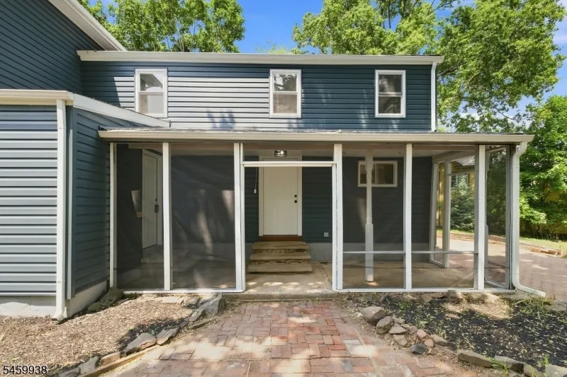 31 N Main St Flemington, NJ 08822