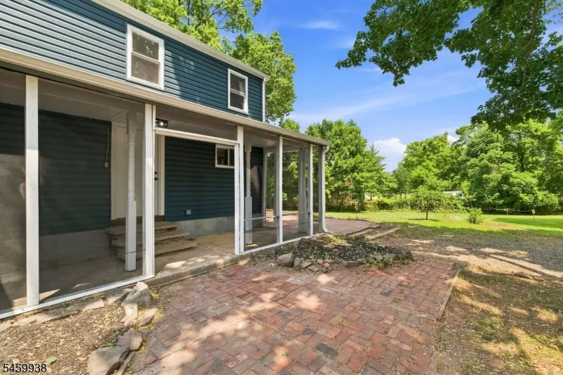 31 N Main St Flemington, NJ 08822