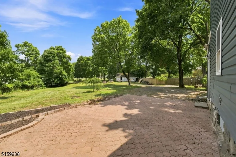 31 N Main St Flemington, NJ 08822