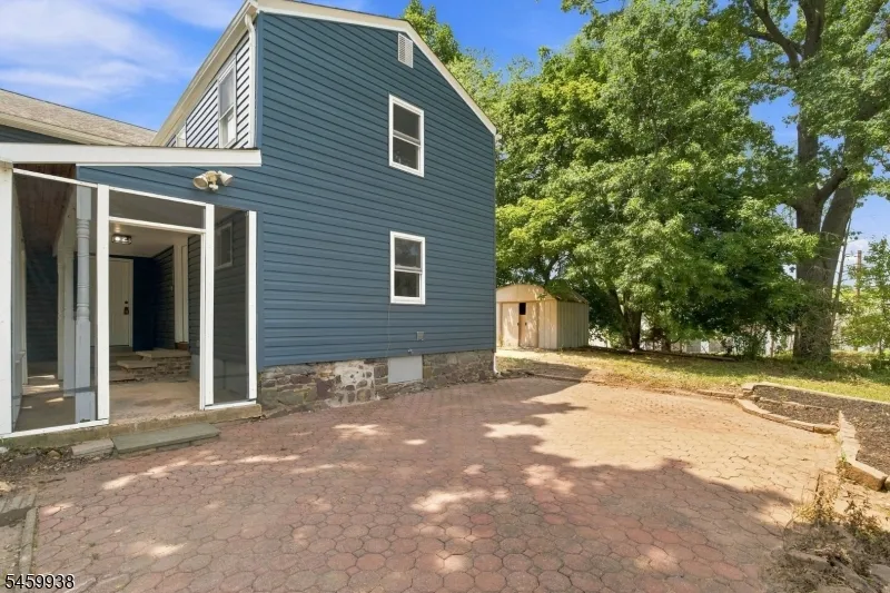 31 N Main St Flemington, NJ 08822
