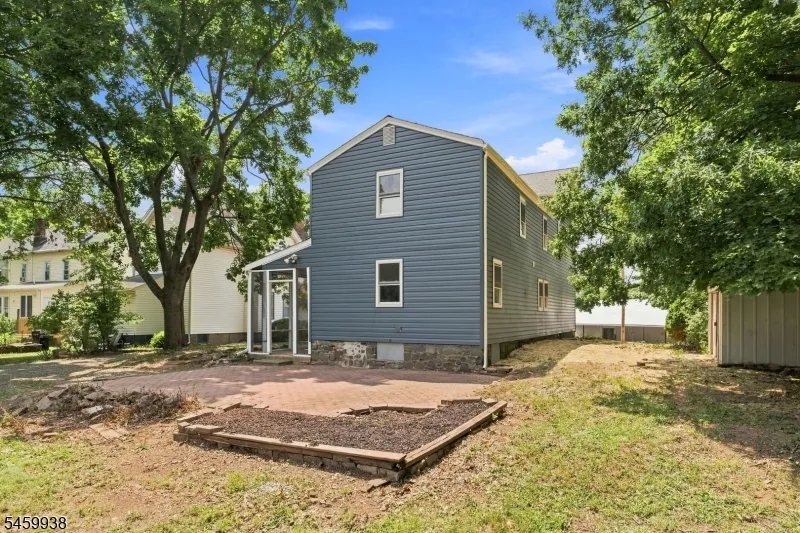 31 N Main St Flemington, NJ 08822