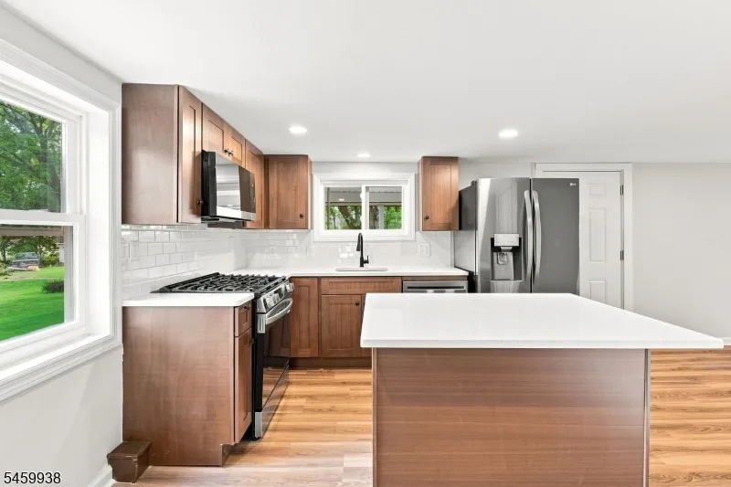 31 N Main St Flemington, NJ 08822