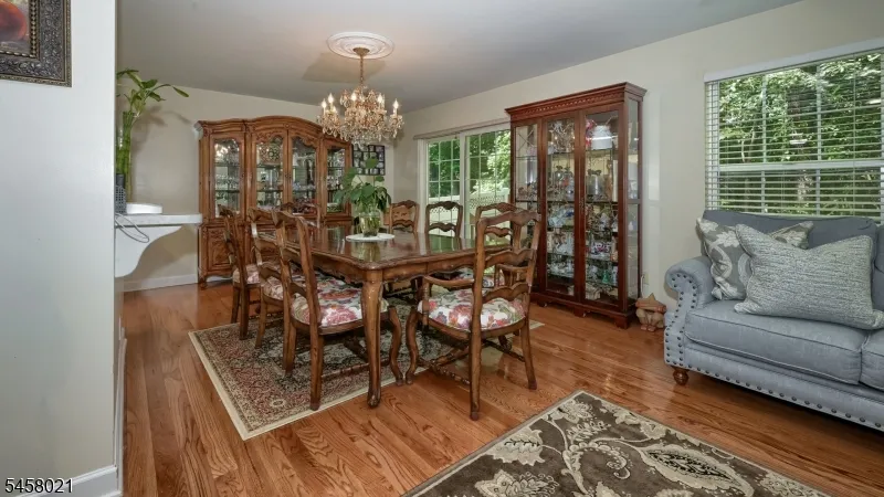 58 Parkside Ct Wayne, NJ 07470