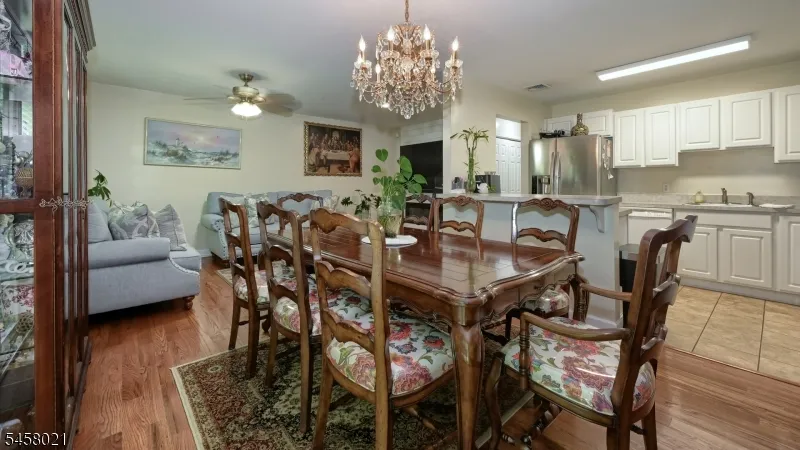 58 Parkside Ct Wayne, NJ 07470