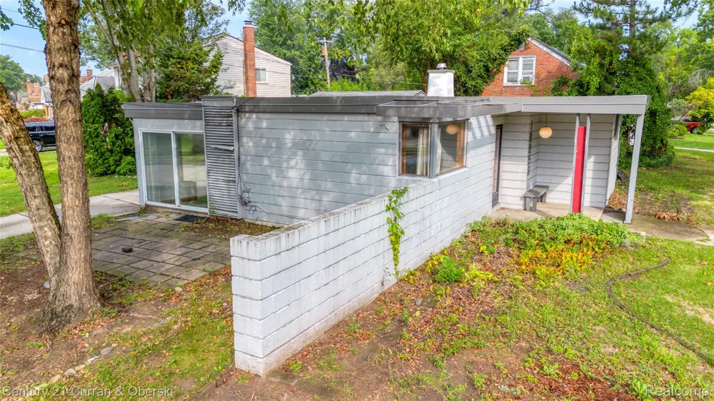 18258 Outer Drive Dearborn City, MI 48128