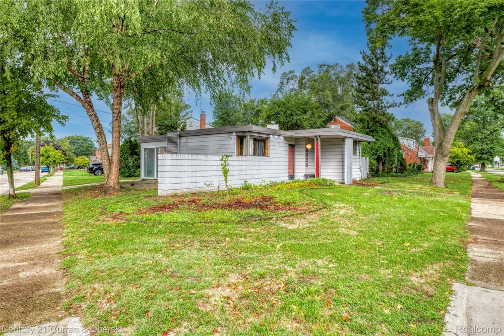 18258 Outer Drive Dearborn City, MI 48128