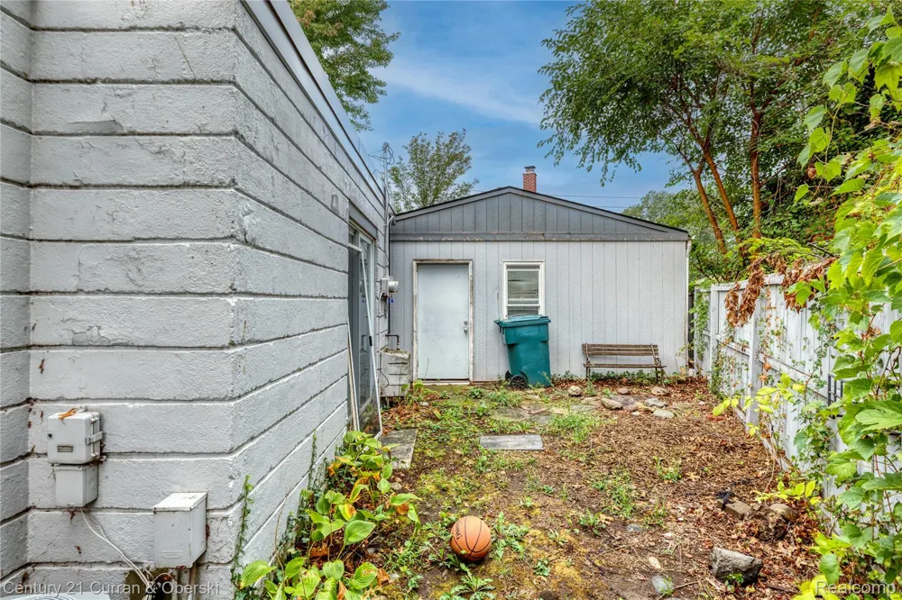 18258 Outer Drive Dearborn City, MI 48128