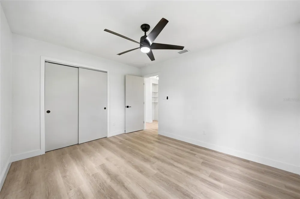 815 POINSETTIA AVENUE Tarpon Springs, FL 34689