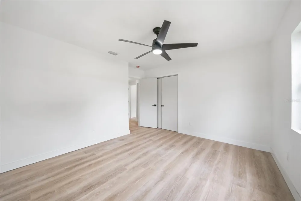 815 POINSETTIA AVENUE Tarpon Springs, FL 34689