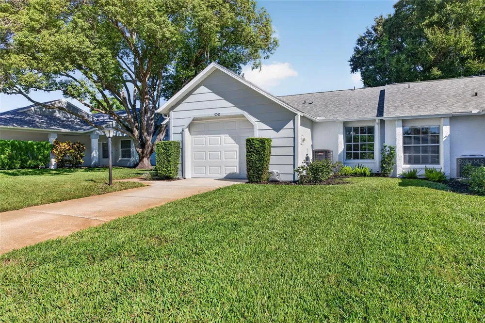 9545 DANVILLE COURT #42 New Port Richey, FL 34655