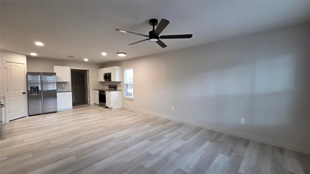 316 W 8th Street Flatonia, TX 78941