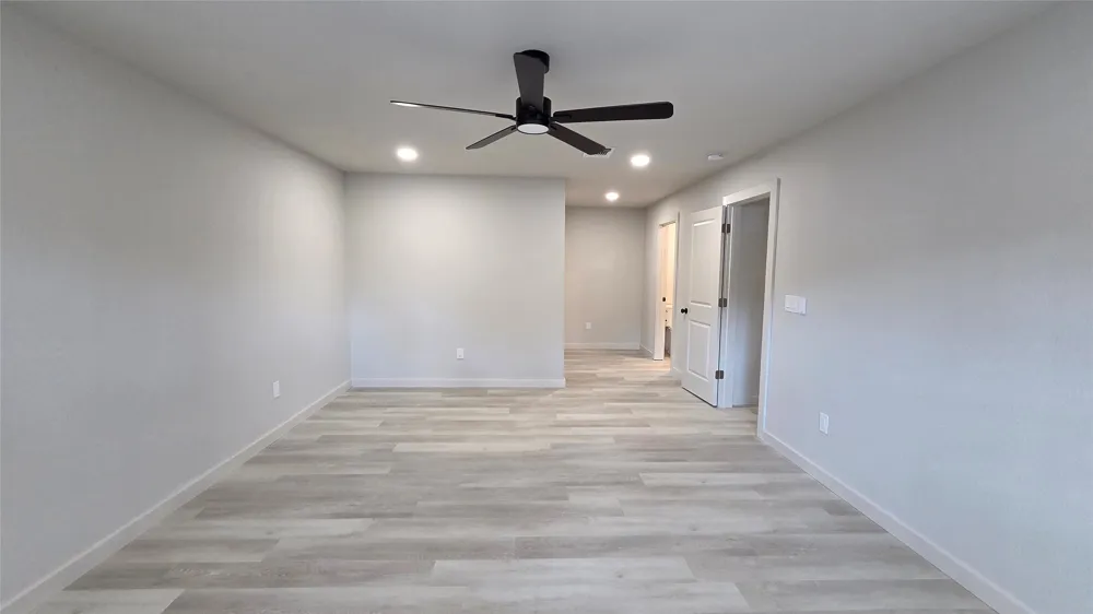 316 W 8th Street Flatonia, TX 78941