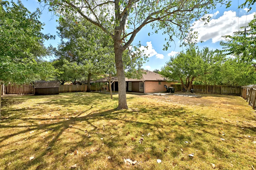 1701 E 19th Street Georgetown, TX 78626