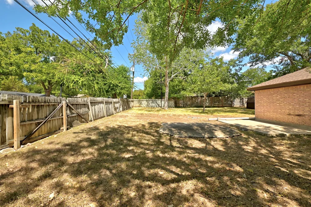 1701 E 19th Street Georgetown, TX 78626