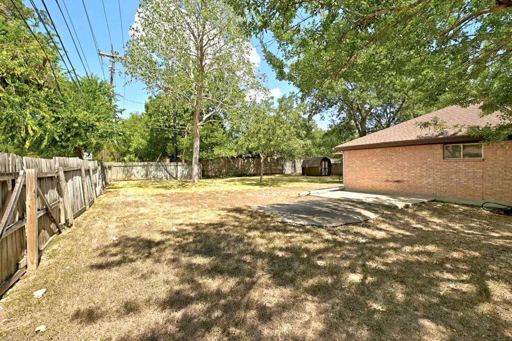 1701 E 19th Street Georgetown, TX 78626