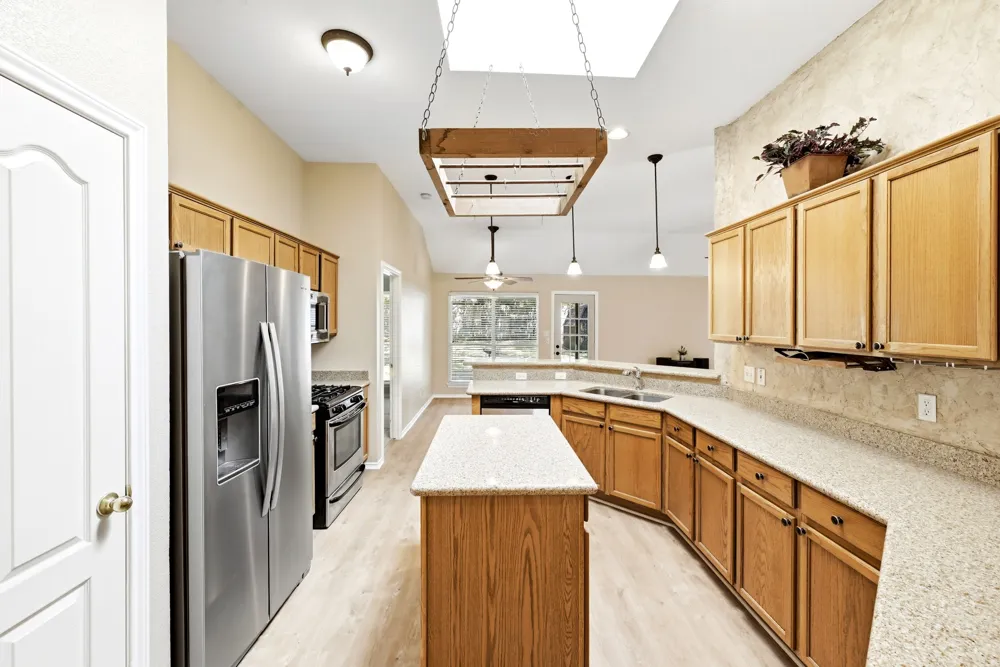 1701 E 19th Street Georgetown, TX 78626