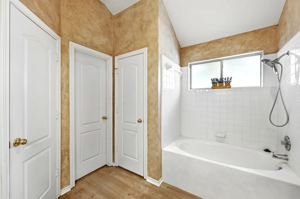 1701 E 19th Street Georgetown, TX 78626